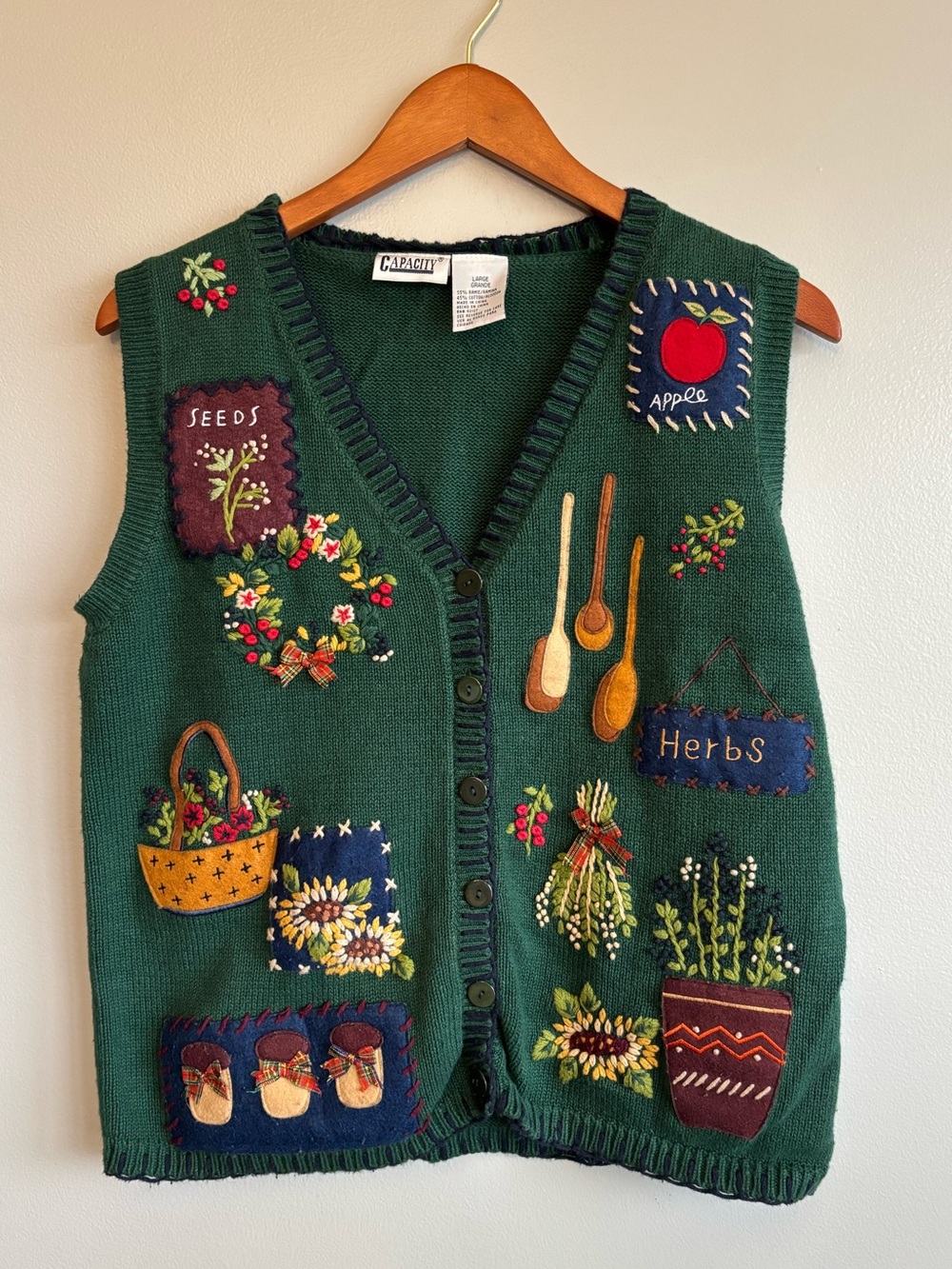 VTG Capacity Green Knit Button-up Sweater Vest Embroidered Garden Harvest Large